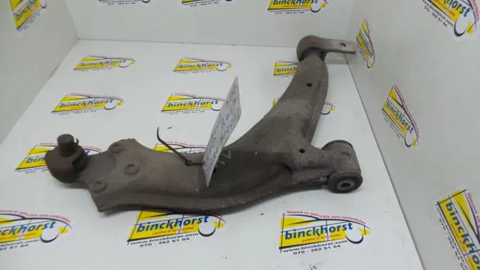 Front wishbone, right Peugeot 306