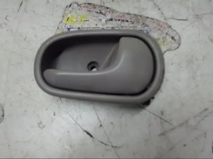 Front door handle 4-door, right Mazda Demio