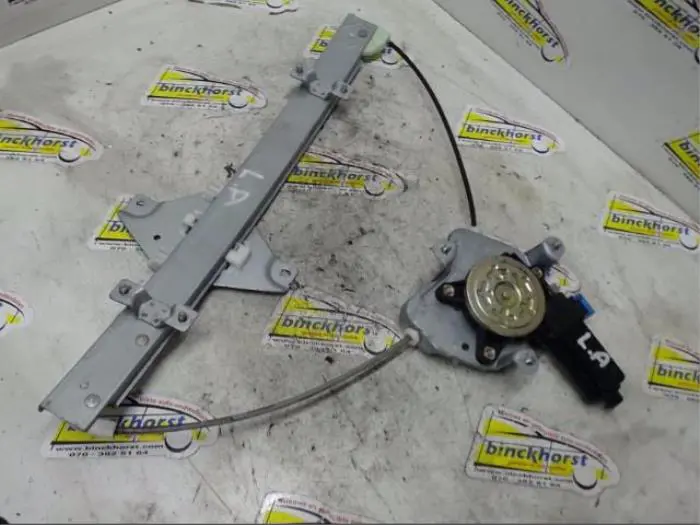 Rear door window mechanism 4-door, left Daewoo Tacuma