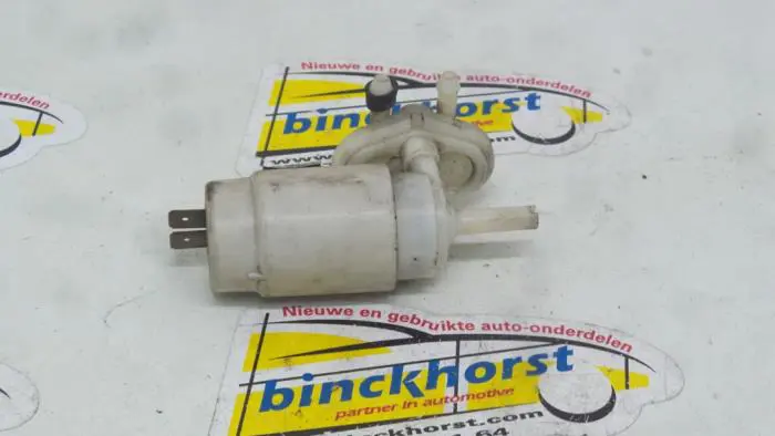 Windscreen washer pump Skoda Felicia