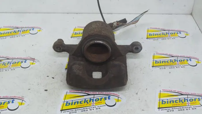 Front brake calliper, right Hyundai Lantra