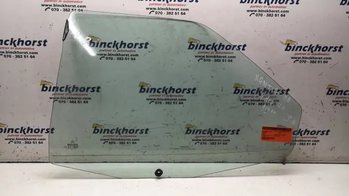 Rear door window 4-door, left Citroen Xantia