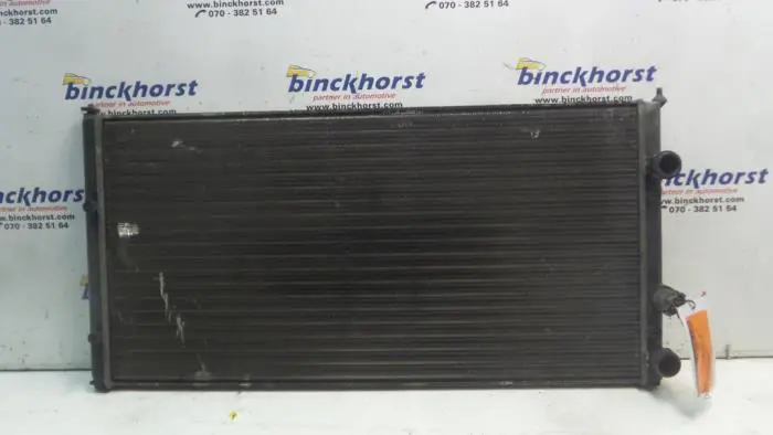 Radiator Volkswagen Passat