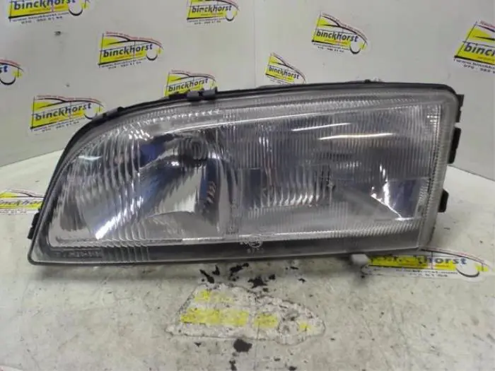 Headlight, left Volvo V70/S70