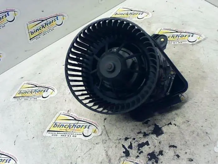 Heating and ventilation fan motor Citroen Xsara