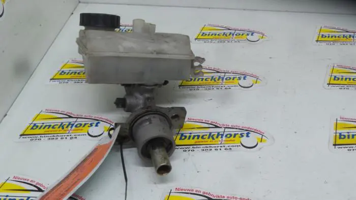 Master cylinder Peugeot 206