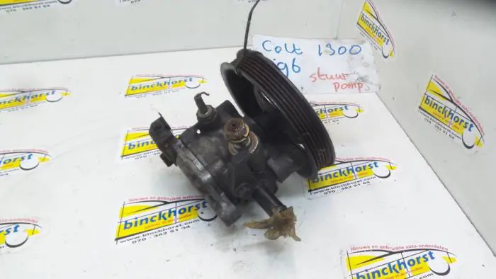 Power steering pump Mitsubishi Colt