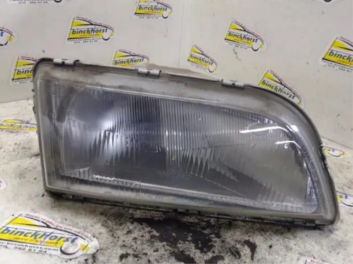 Headlight, right Volvo S40