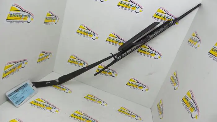 Front wiper arm Mitsubishi Space Runner