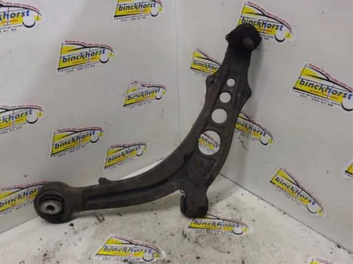 Front wishbone, left Fiat Punto