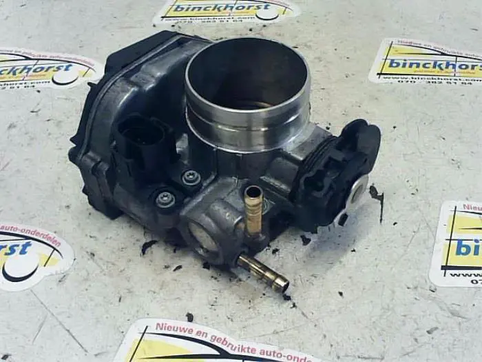 Throttle body Volkswagen Golf