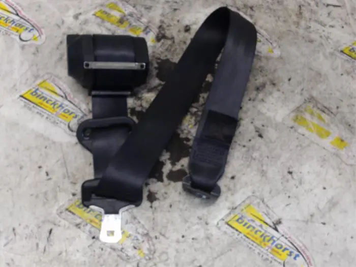 Rear seatbelt, right Peugeot 306