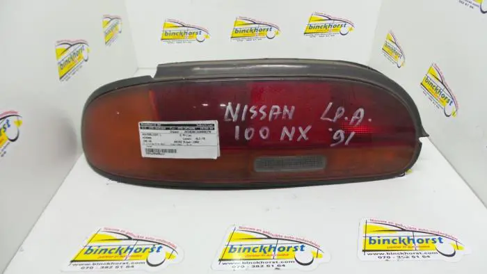Rücklicht links Nissan 100 NX