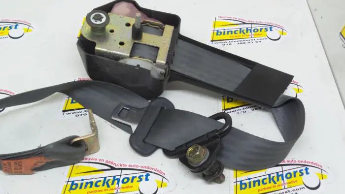 Sicherheitsgurt links hinten Mazda 121