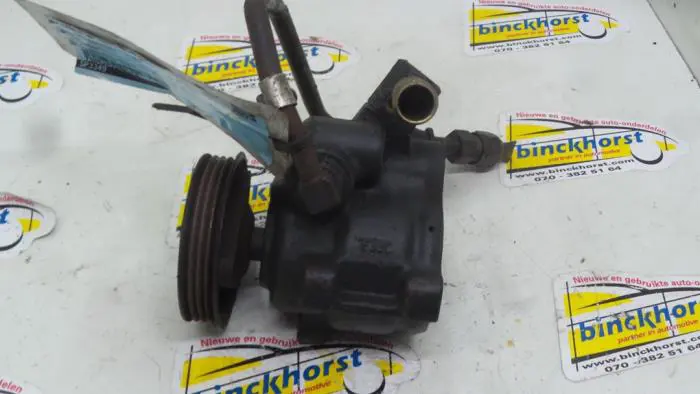 Power steering pump Ford Courier