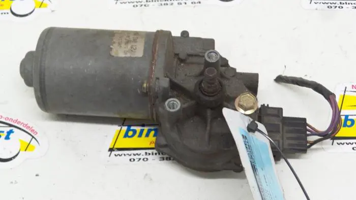 Front wiper motor Mazda 121