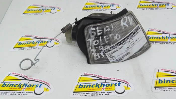 Indicator, right Seat Toledo