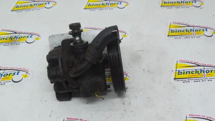 Power steering pump Mitsubishi Lancer