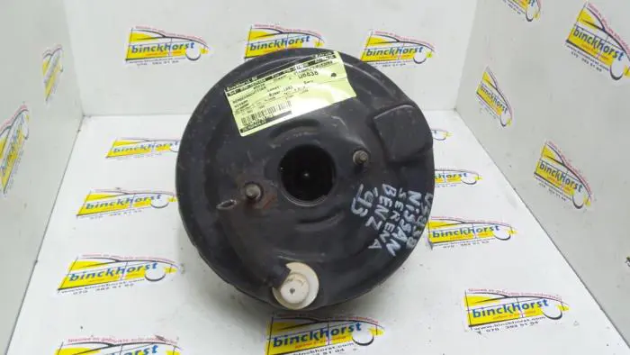 Brake servo Nissan Serena