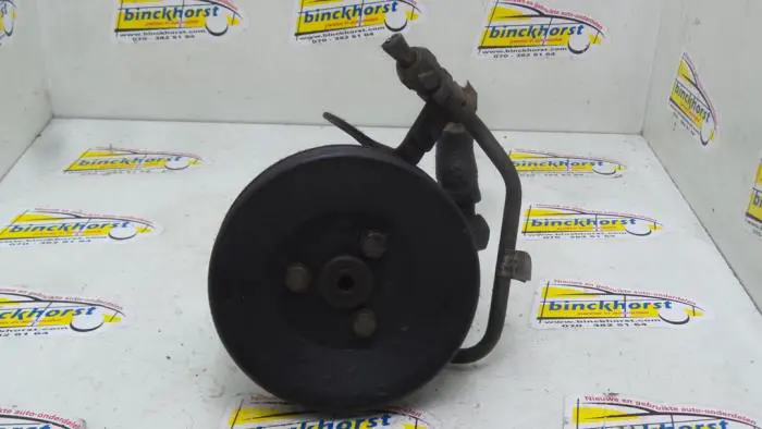 Power steering pump Ford Escort