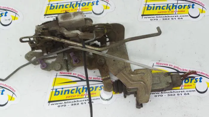 Door lock mechanism 4-door, front left Subaru Legacy