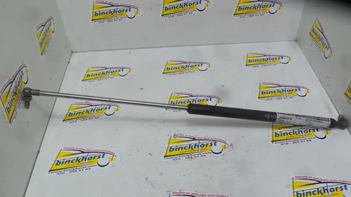 Rear gas strut, right Volvo 4-Serie