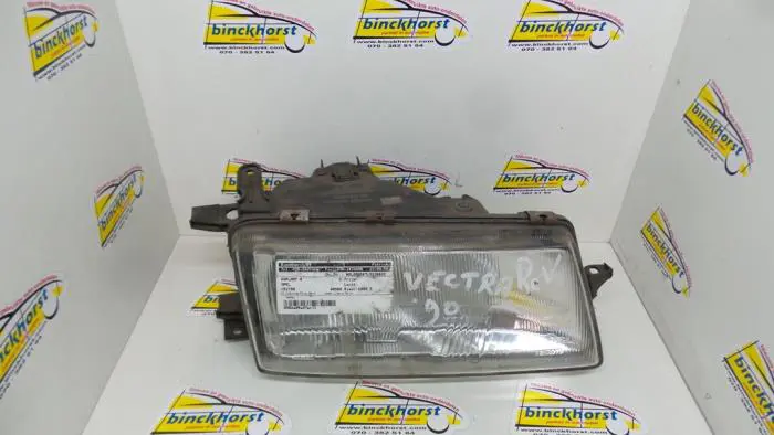 Headlight, right Opel Vectra