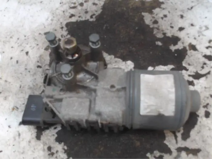 Front wiper motor Audi A3