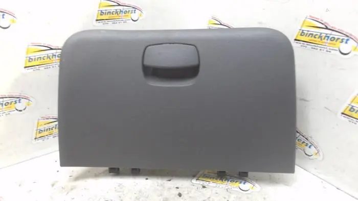 Glovebox Kia Rio