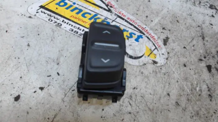 Electric window switch Dacia Logan