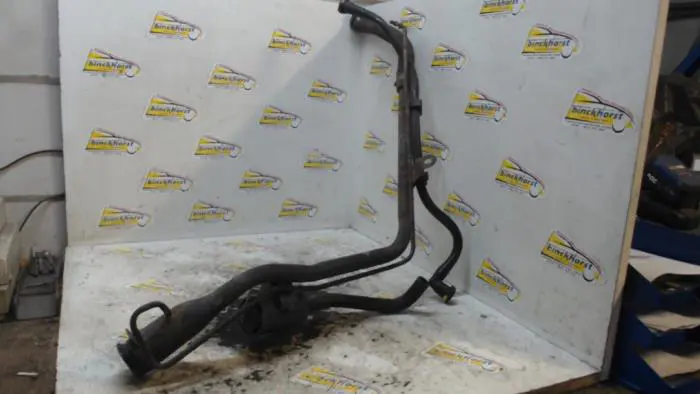 Fuel tank filler pipe Jeep Grand Cherokee