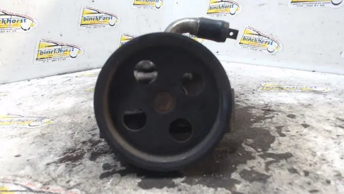 Power steering pump Ford Fiesta