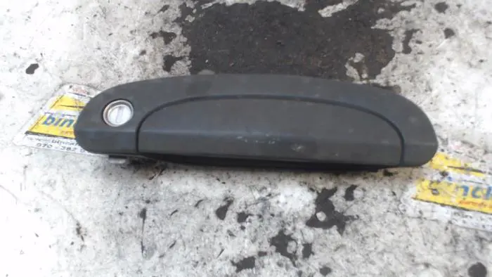 Front door handle 4-door, right Hyundai Getz