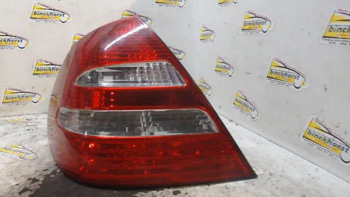 Taillight, left Mercedes E-Klasse