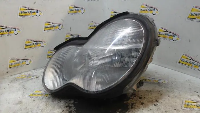 Headlight, left Mercedes C-Klasse