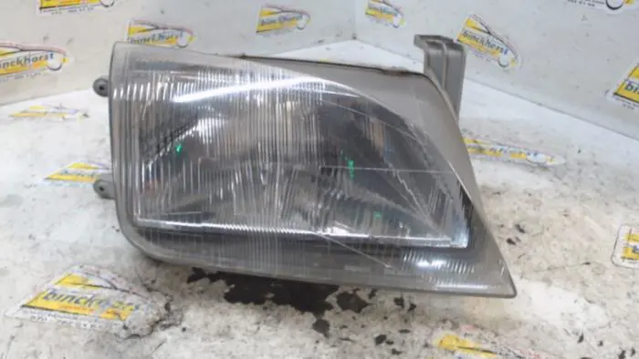 Headlight, right Suzuki Swift