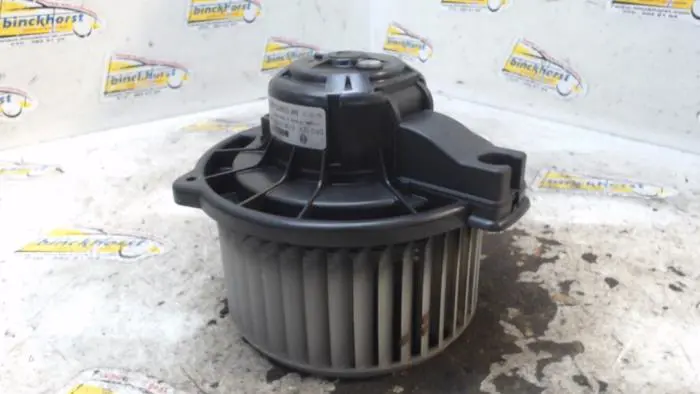 Heating and ventilation fan motor Toyota Corolla