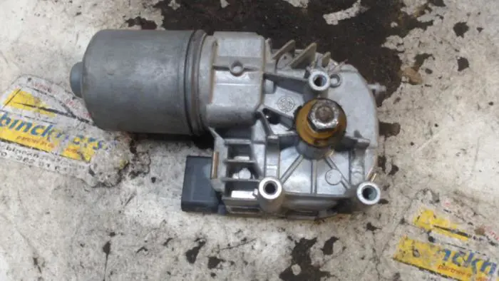 Front wiper motor Audi A3