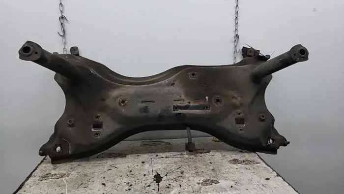 Subframe Nissan Pixo