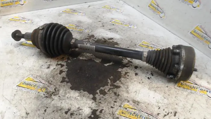 Front drive shaft, left Volkswagen Caddy