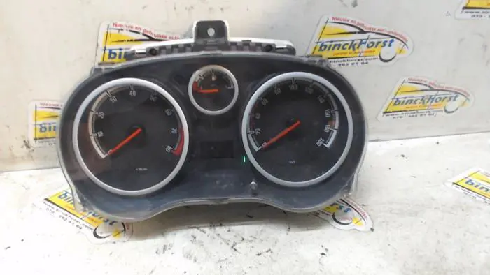 Instrument panel Opel Corsa