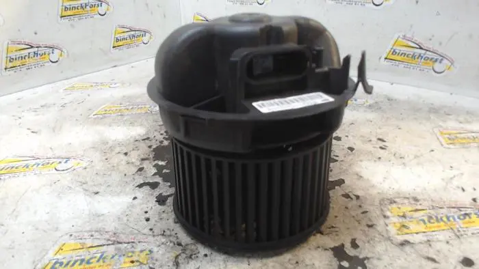 Heating and ventilation fan motor Peugeot 107