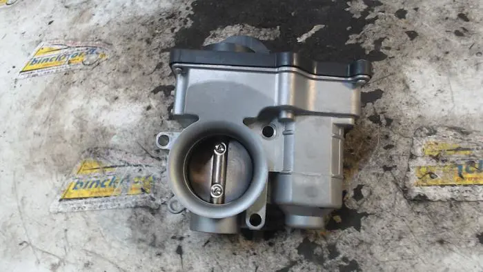 Throttle body Nissan Micra