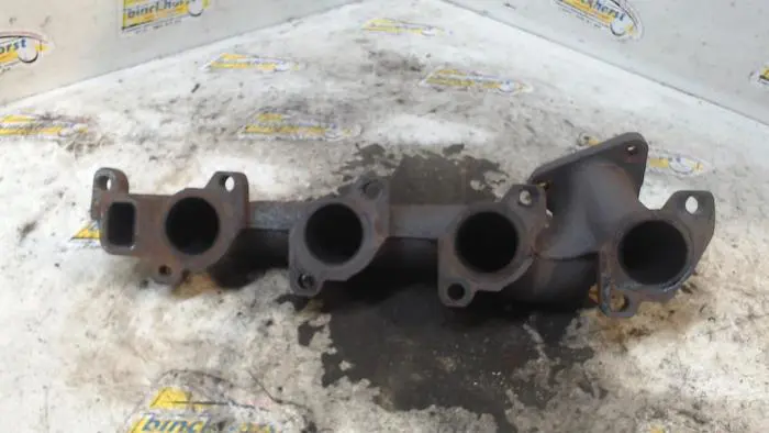 Exhaust manifold Mercedes Vito