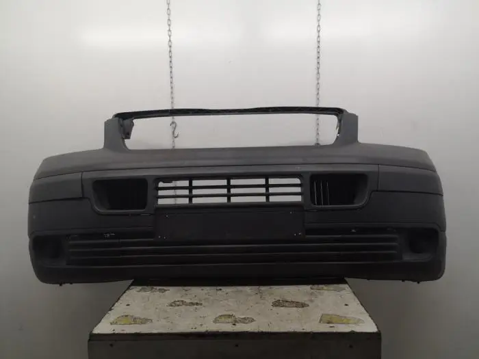 Front bumper Volkswagen Transporter