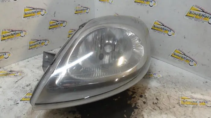 Koplamp links Renault Trafic