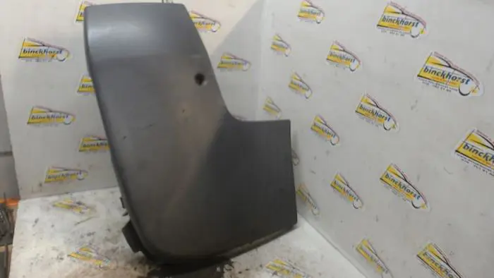 Rear bumper corner, right Renault Trafic