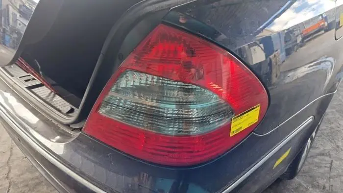 Taillight, right Mercedes E-Klasse