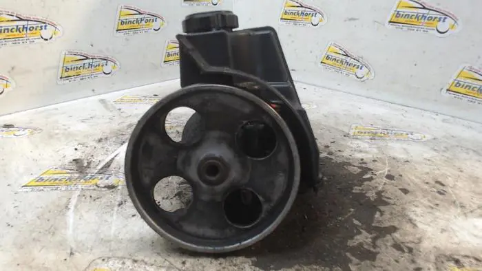 Power steering pump Citroen Xsara Picasso