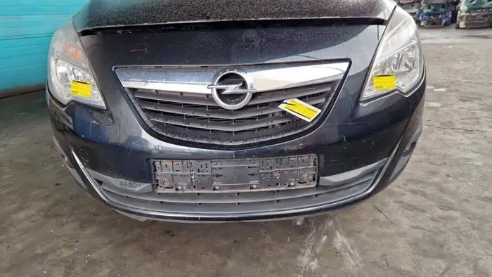 Front bumper Opel Meriva